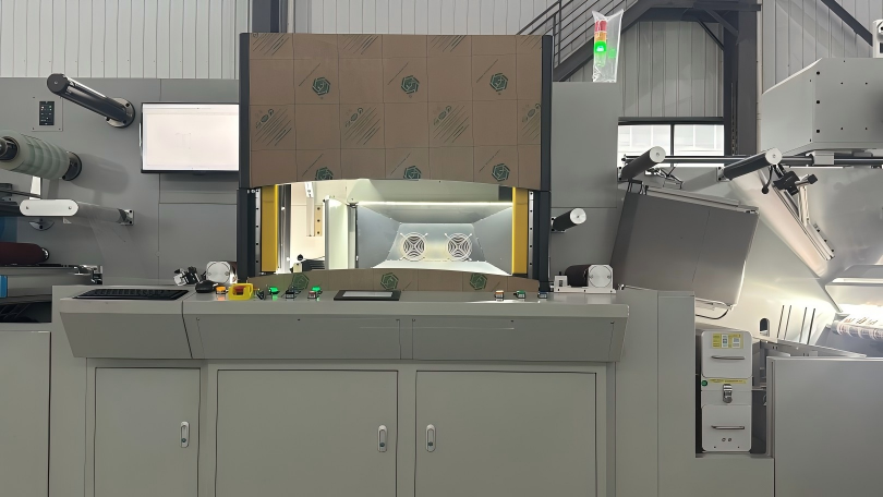 1.Hybrid Digital Laser Die Cutter (2).JPG