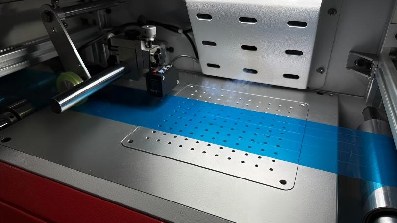 Laser Die Cutter for Film and Tape (9).JPG