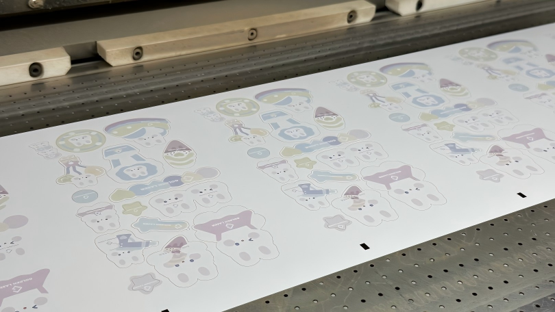 1.Hybrid Digital Laser Die Cutter (3).JPG