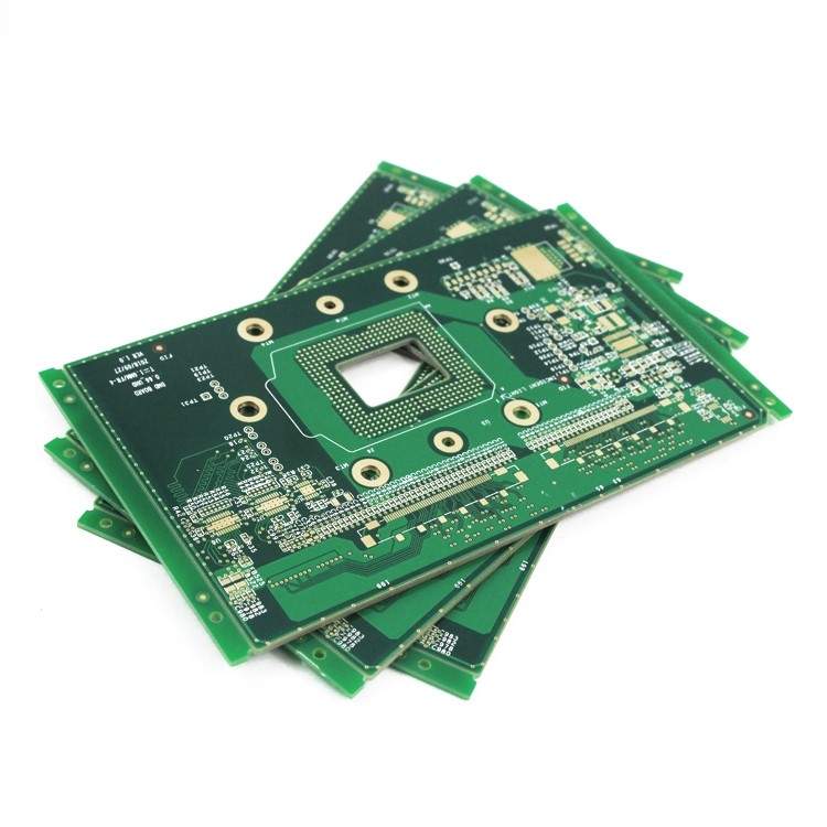 Applications des prototypes de cartes de circuits imprimés dans le secteur aérospatial