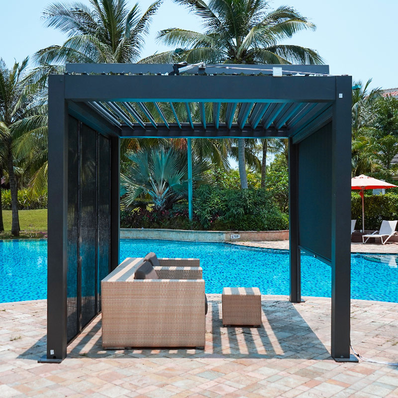 Material Advantages of Outdoor Window Shades for Optimal Performance