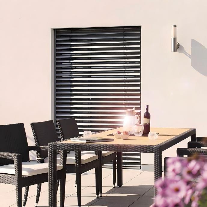How to Choose the Right Blinds for Your Commercial Building Needs?