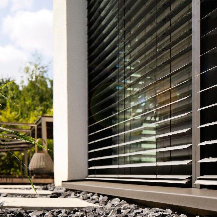 Exploring Specifications and Features of Sun Control Blinds