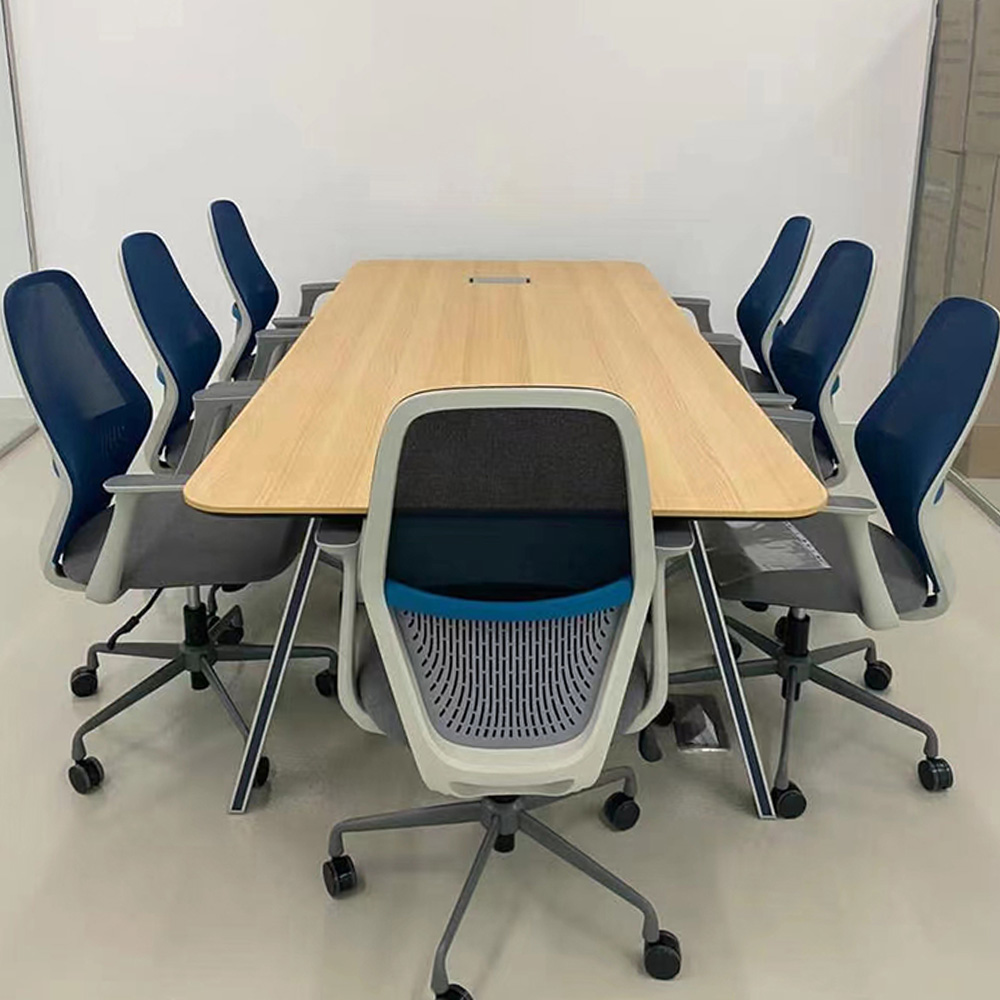 Mobility and Space Efficiency