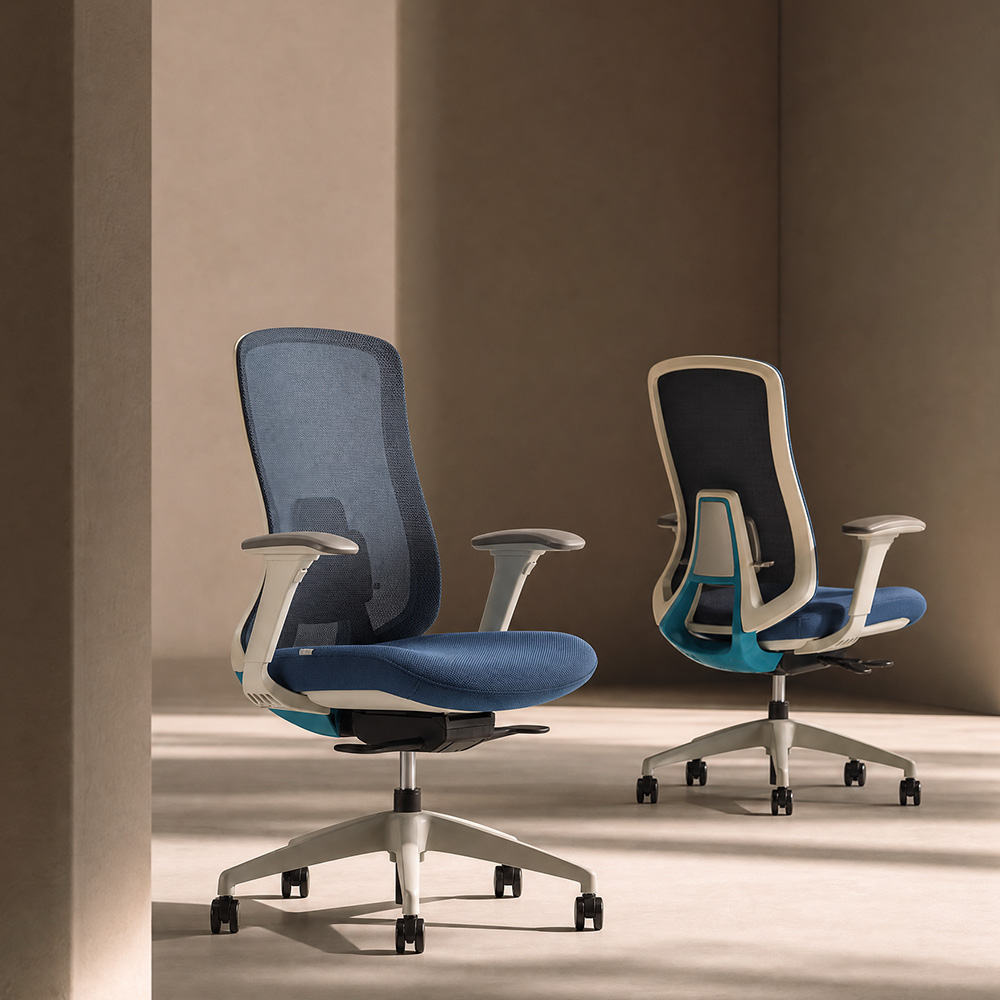 Ergonomic Design with Superior Lumbar Support
