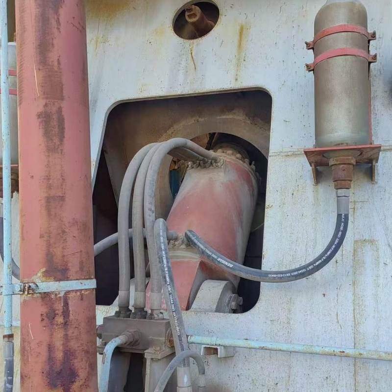 What Wholesale Buying Options Are Available for Mini Cement Products?