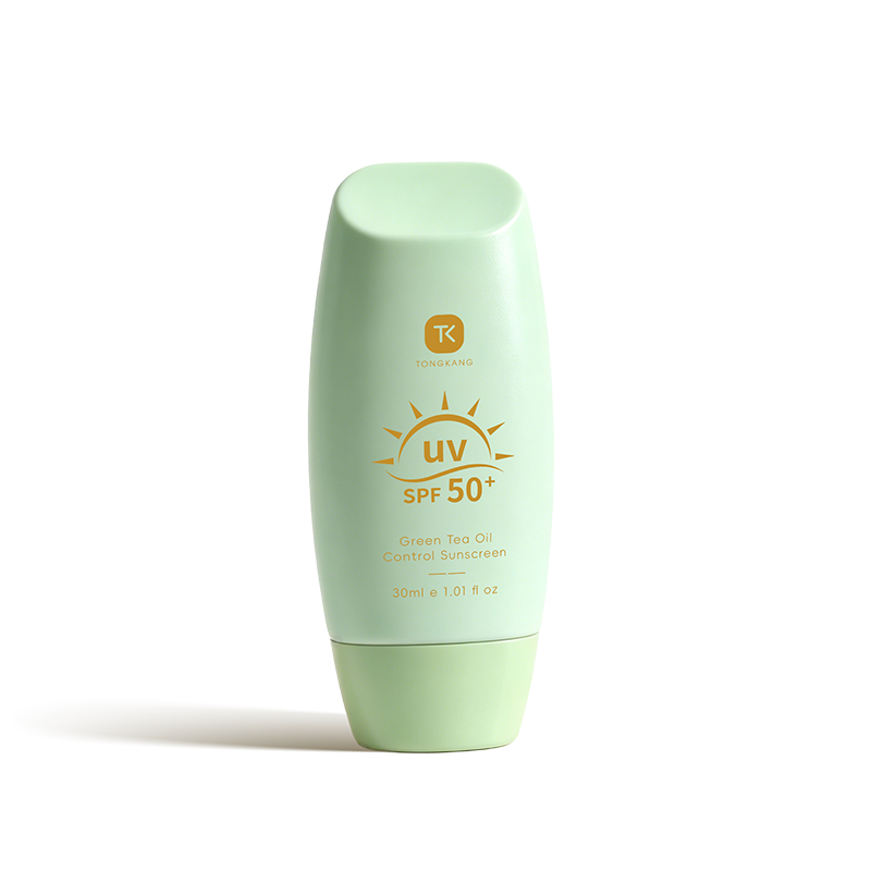 Protector Solar Controlador de Grasa con Té Verde FPS 50
