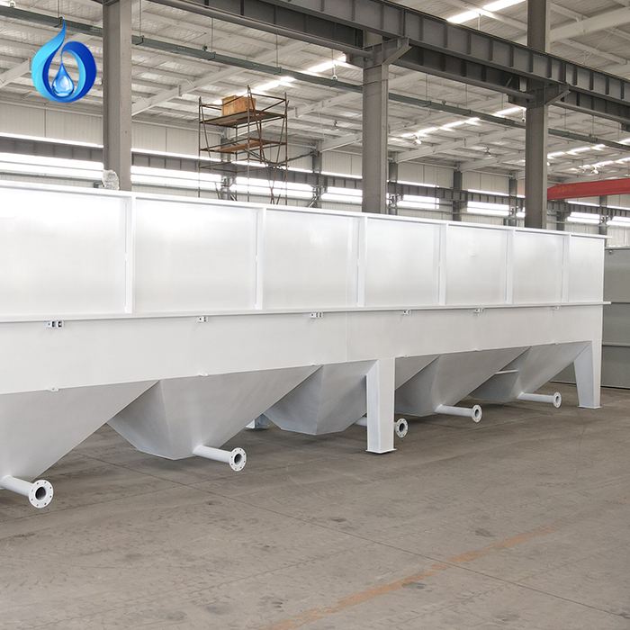 How does a lamella clarifier compare with conventional sedimentation tanks?