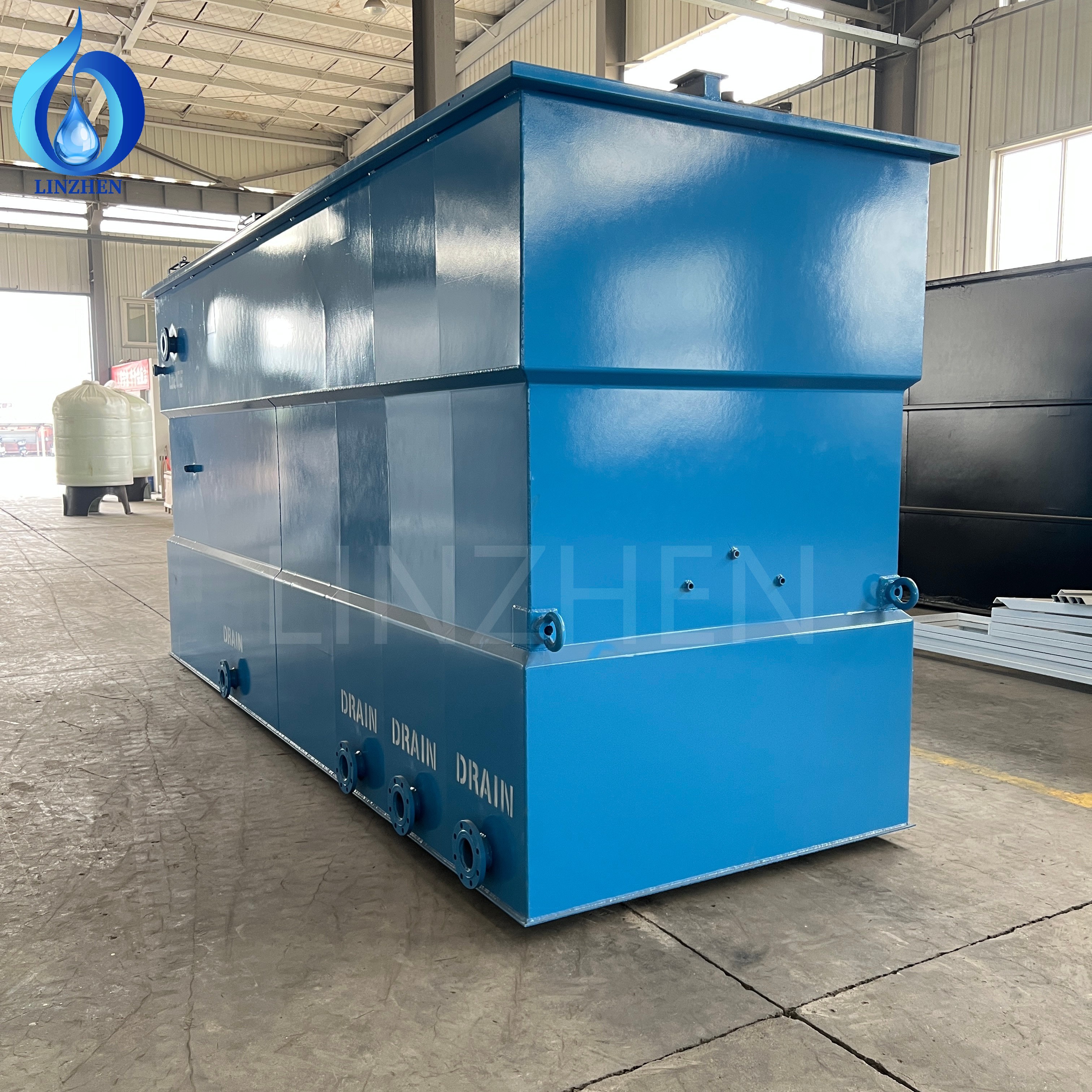 How do you stop foam from forming inside a daf wastewater treatment vessel?