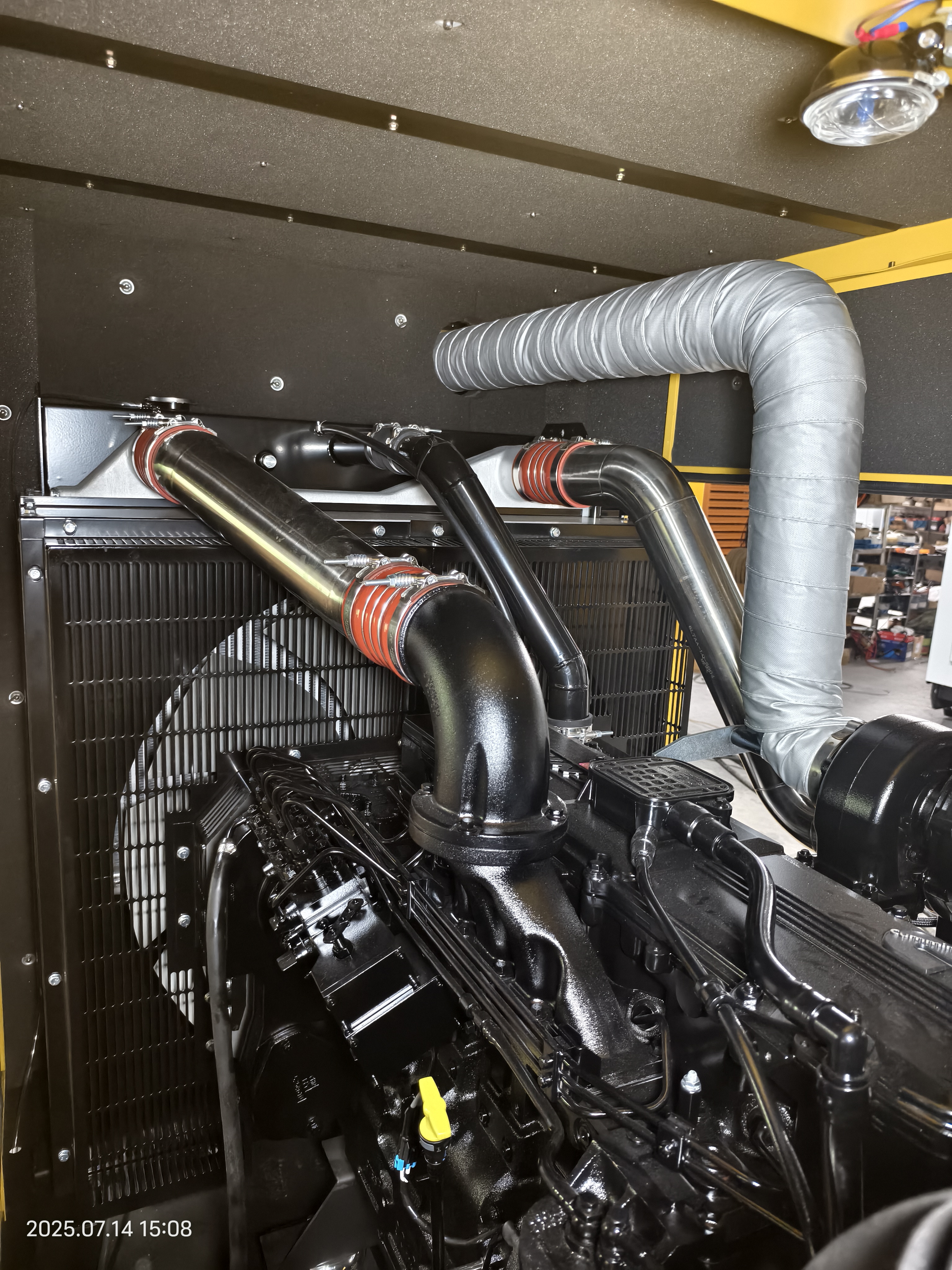 330KVA Cummins diesel generator
