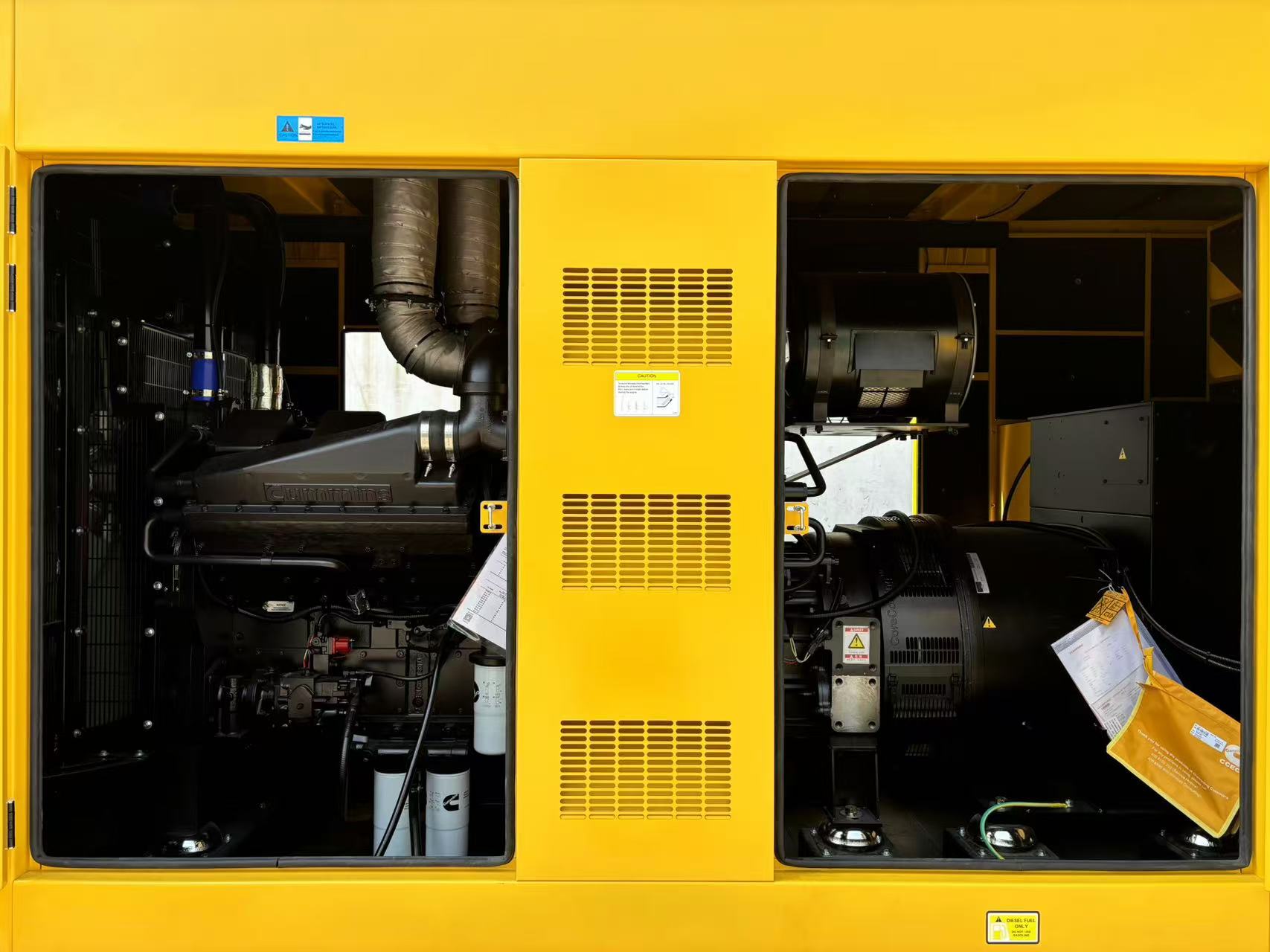 2.1250KVA Cummins diesel generator (4).jpg