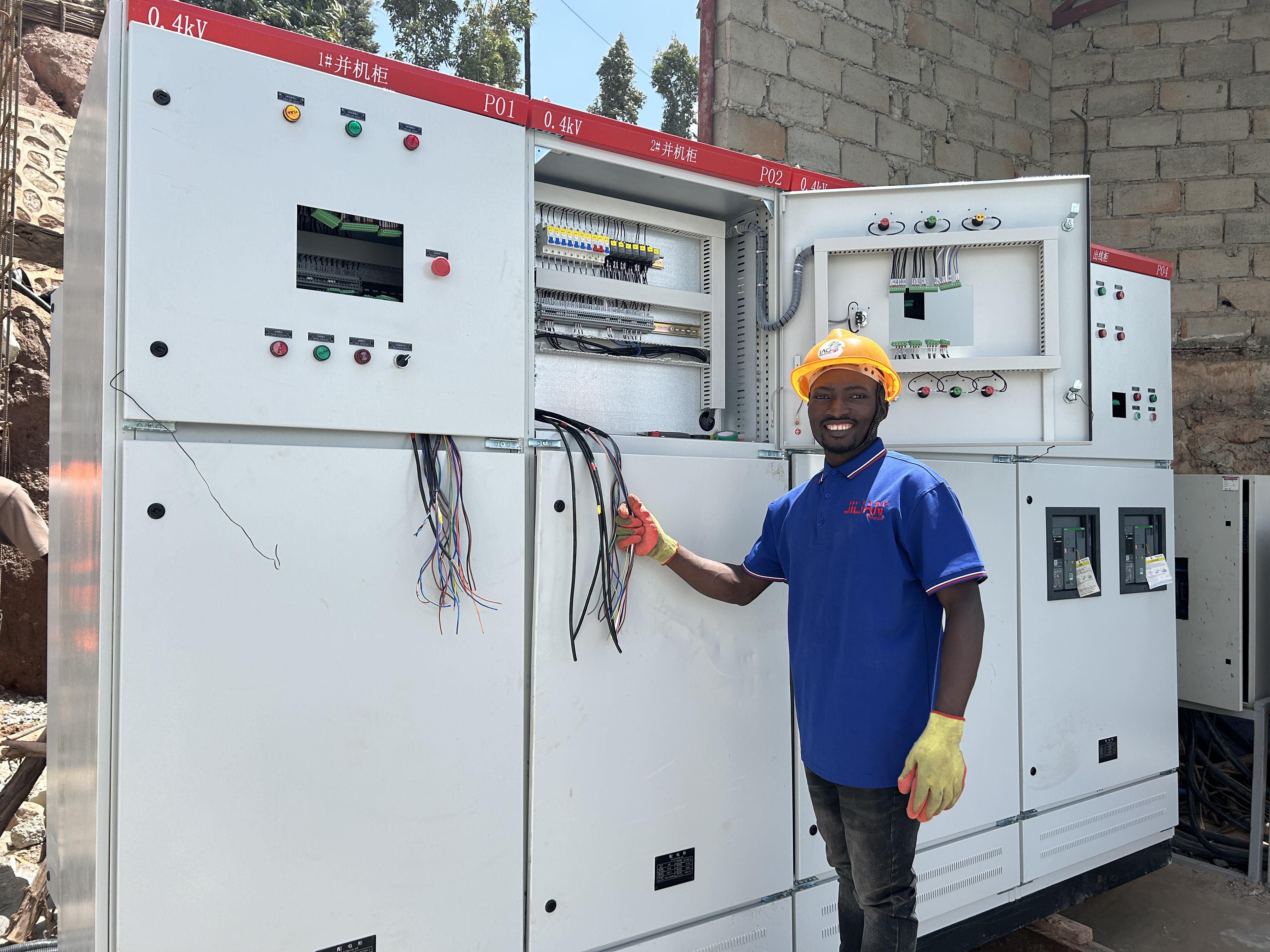 Reliable 1100KVA Cummins Diesel Generator for Uganda Projects (3).jpg