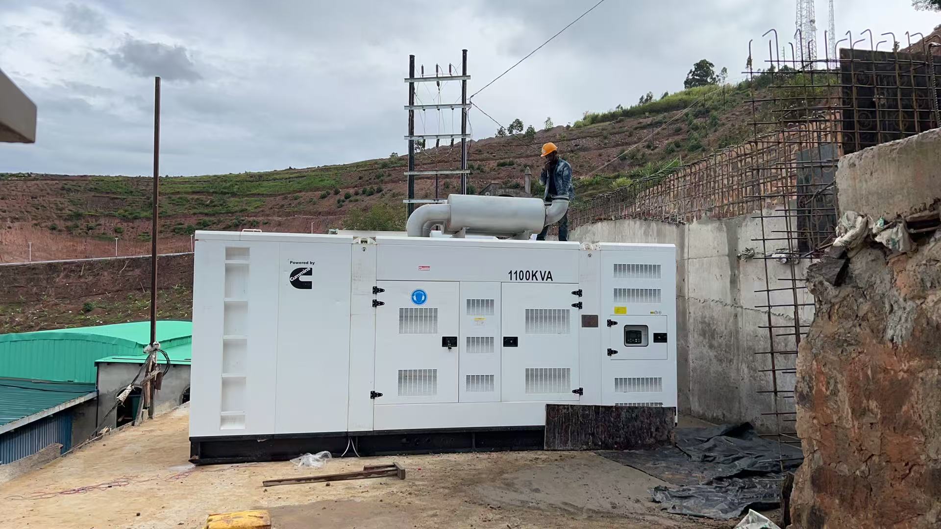 Reliable 1100KVA Cummins Diesel Generator for Uganda Projects (1).jpg