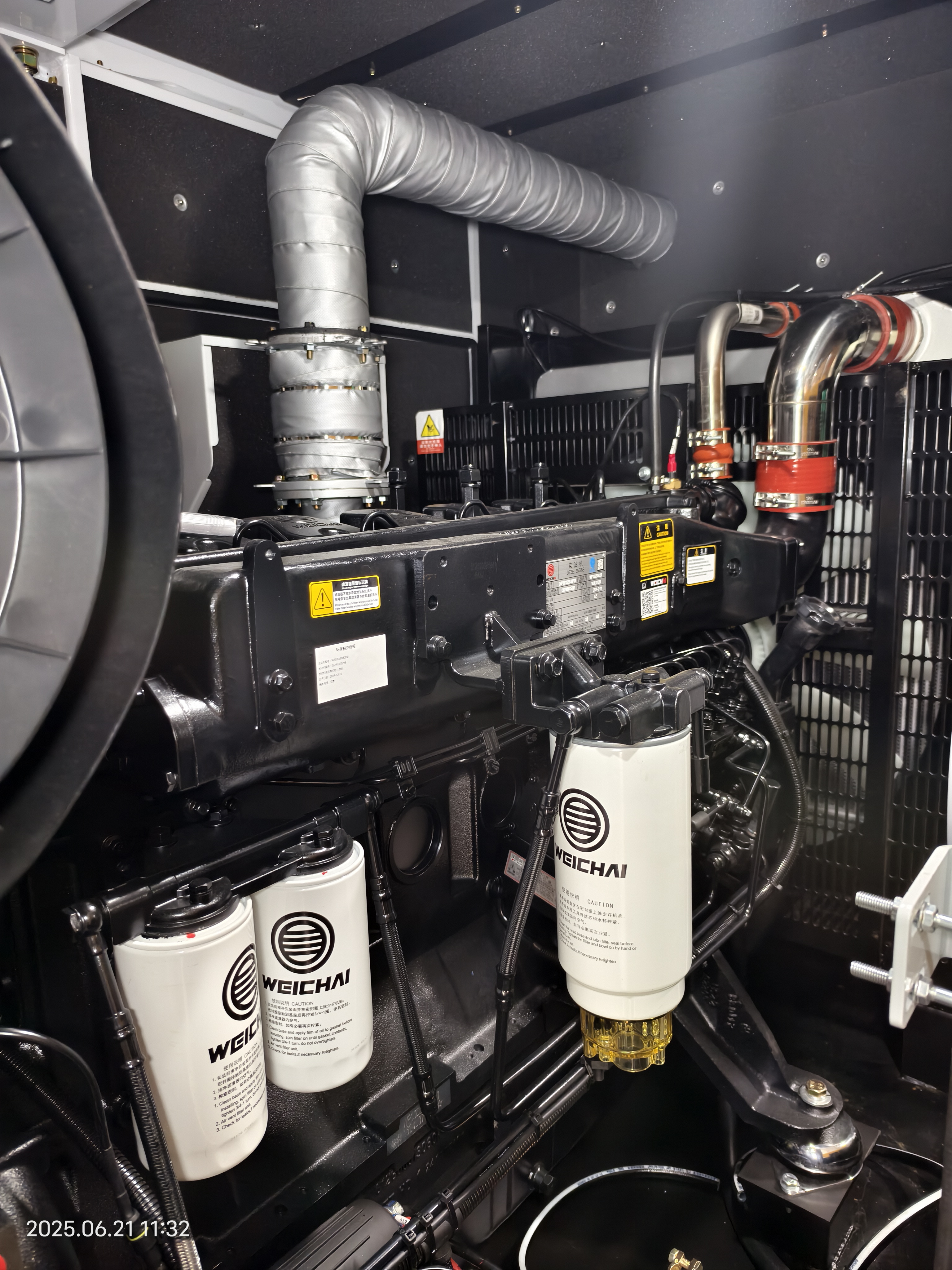 200KVA Weichai diesel generator 3.0mm canopy noise reduction
