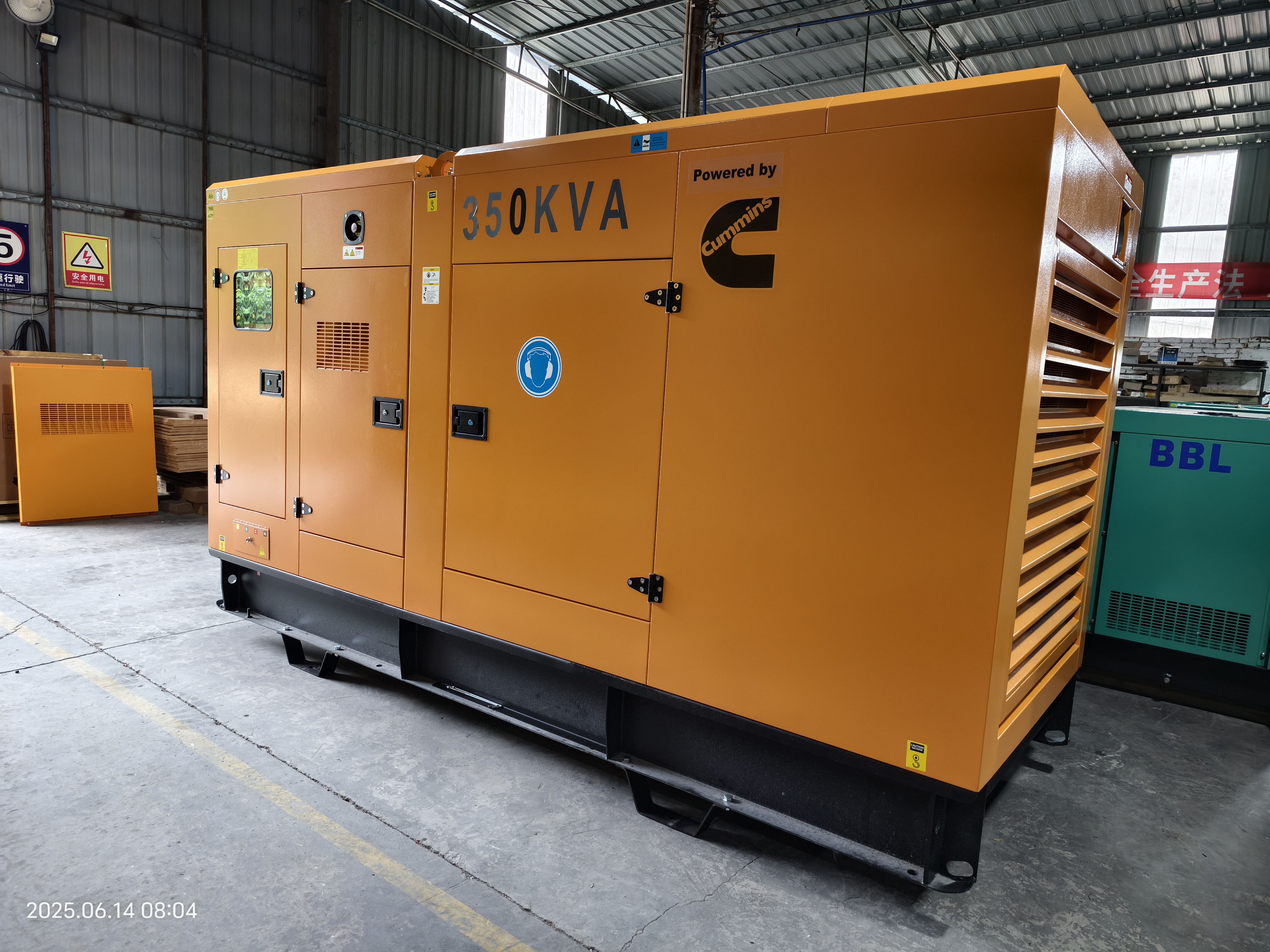 Robust Soundproof Enclosure Design