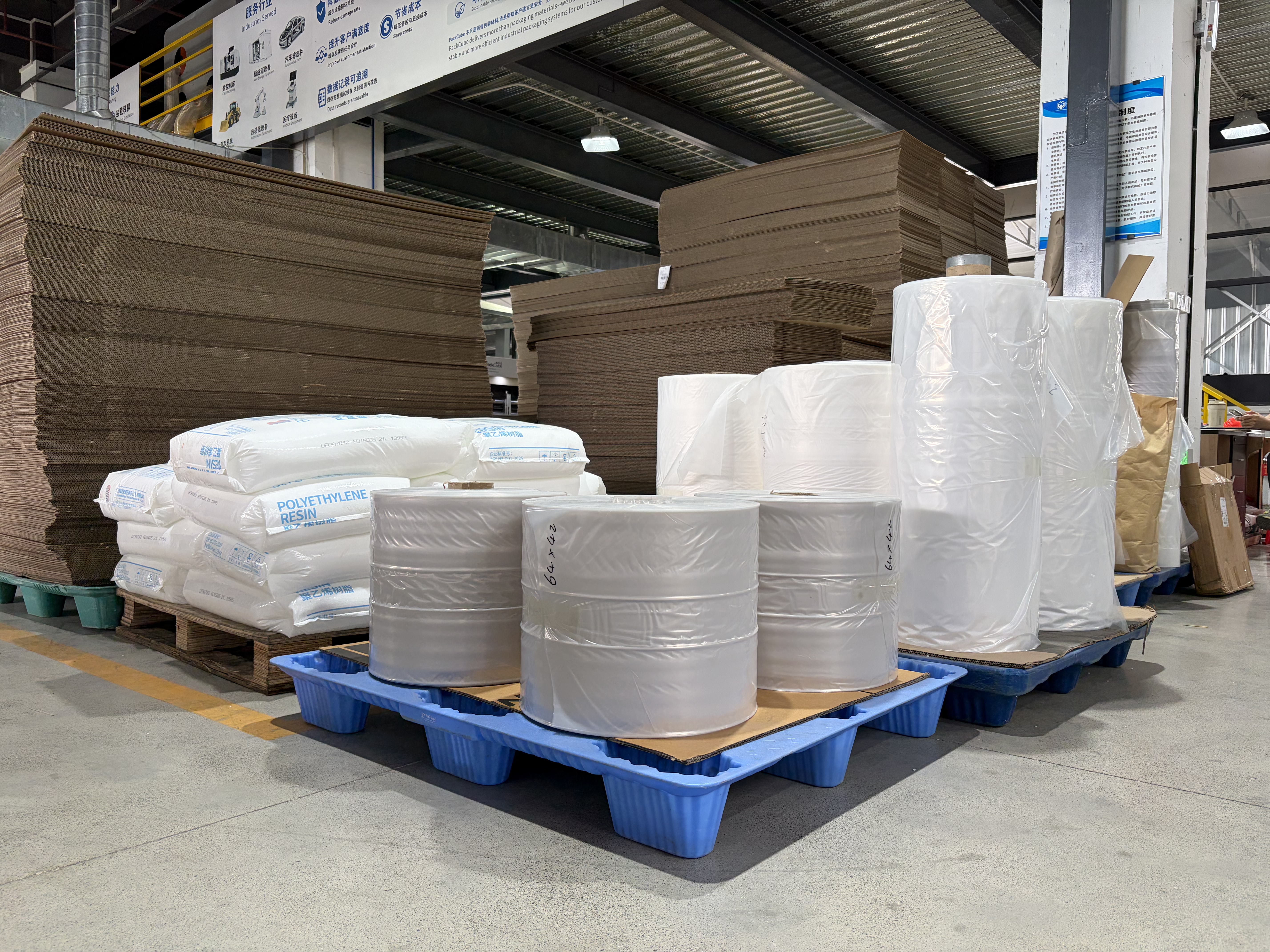 What to Consider When Buying Wholesale Extra Heavy Duty Cardboard Boxes