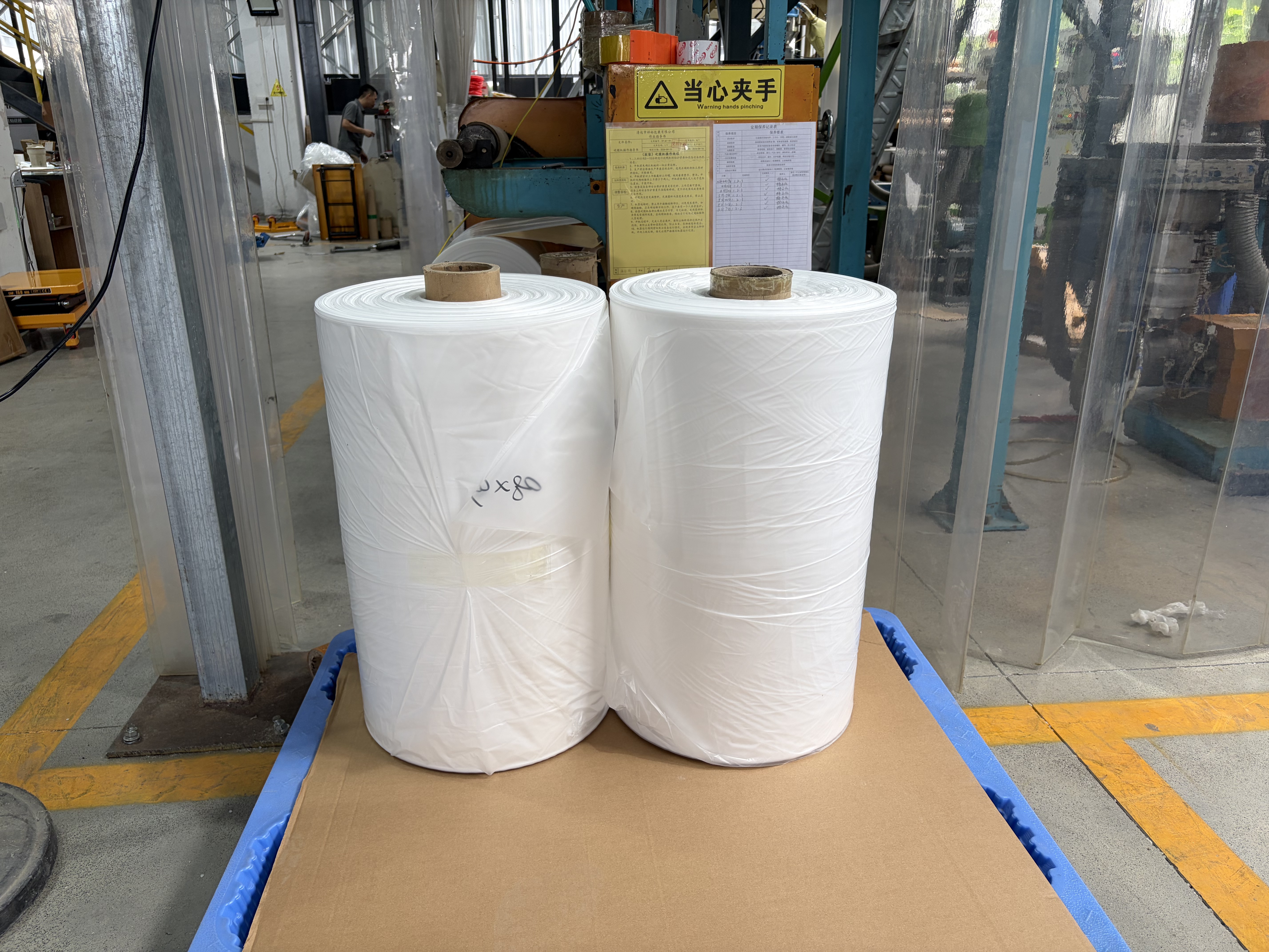 What Makes Extra Heavy Duty Cardboard Boxes Ideal for Heavy Items?