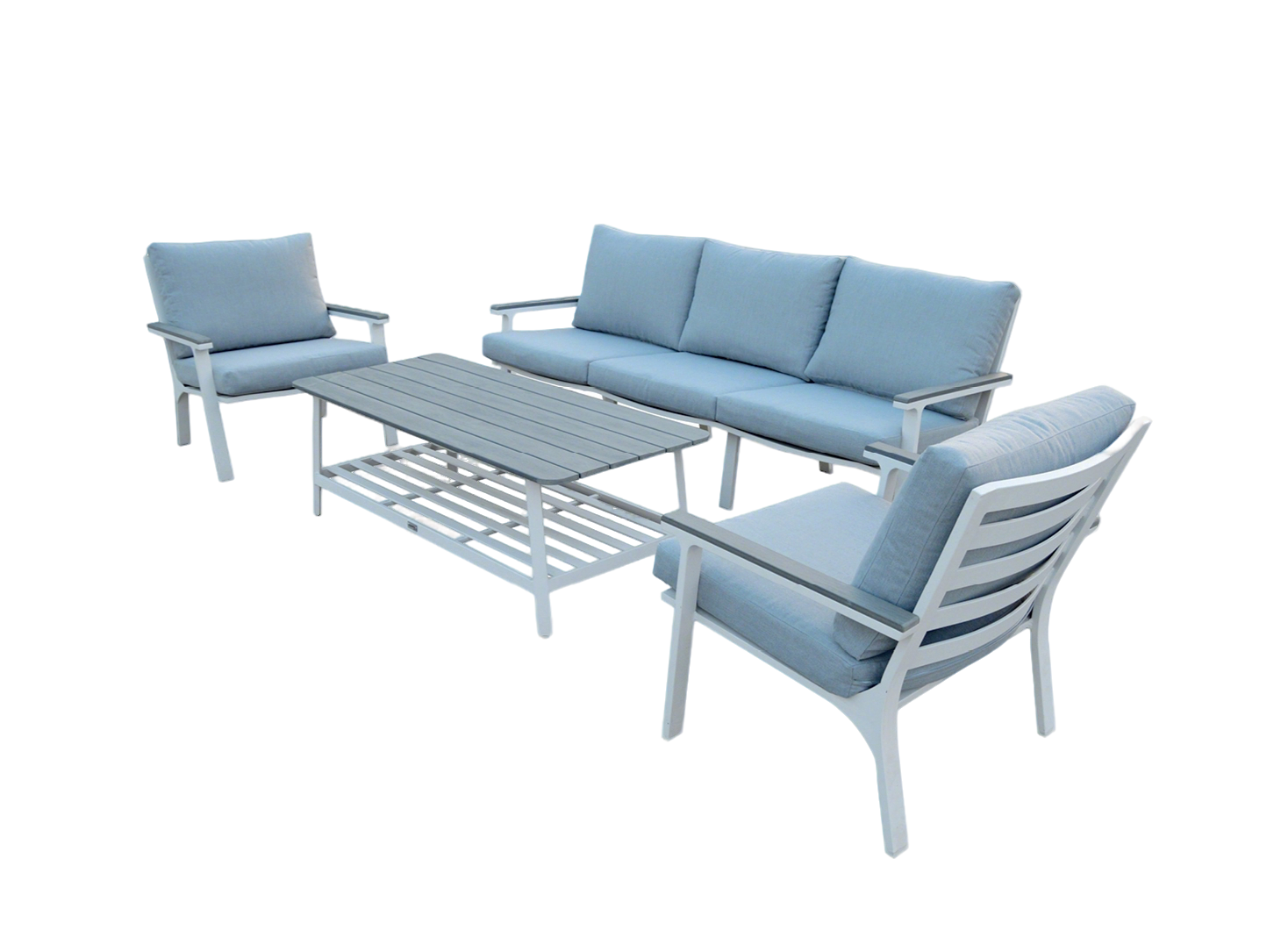 Weather-Resistant Durability for Year-Round Use