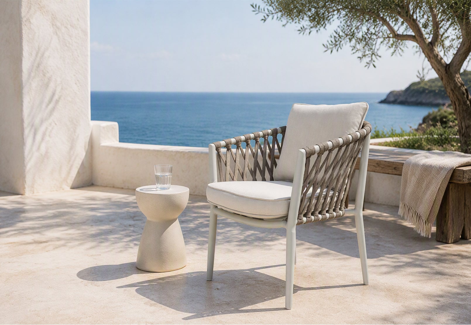 Modern Minimalist Hand-Woven Aluminum Dining Armchair with 18mm Luxury Olefin Rope & High-Resilience Cushions – Premium Patio Lounge Designer Dining Chair 