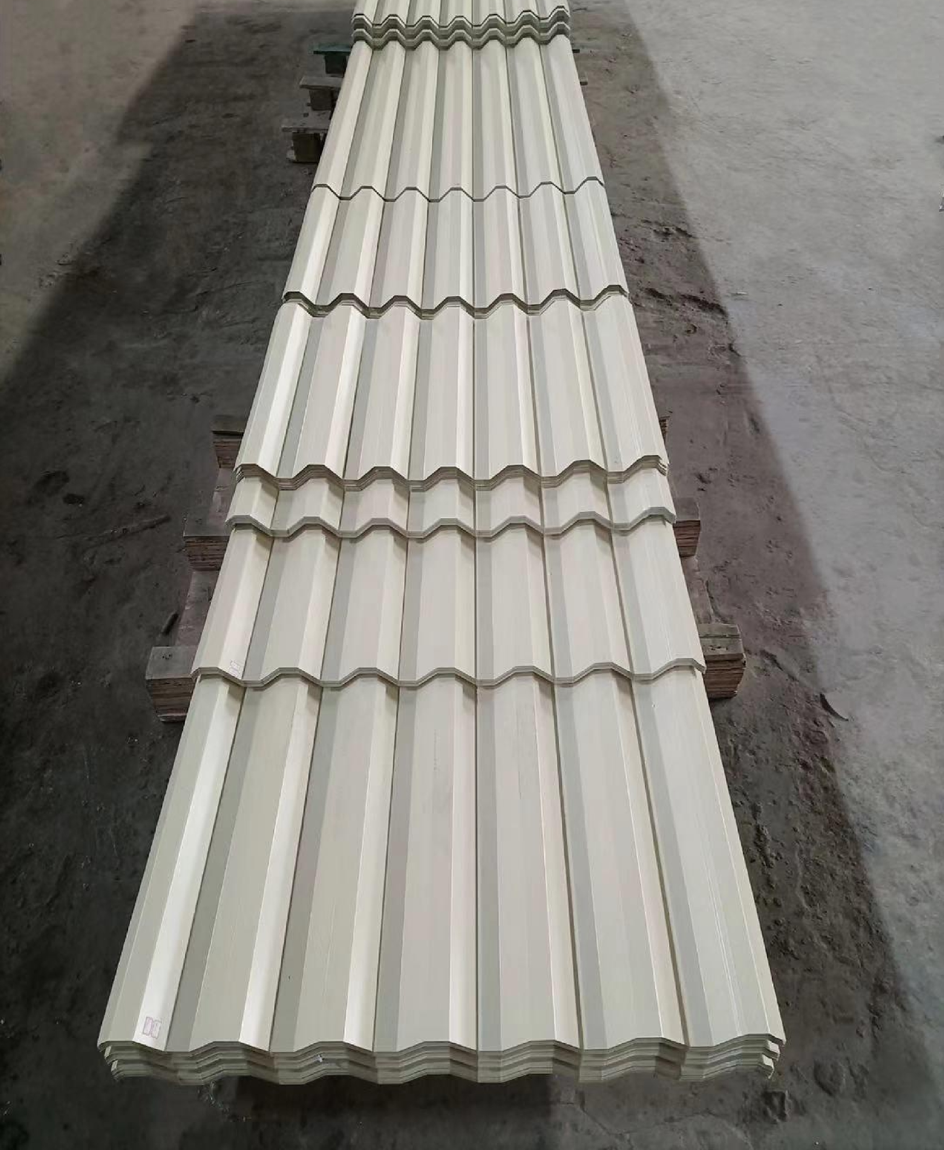 Comparing Different Types of Profile Roofing Sheets for Your Needs