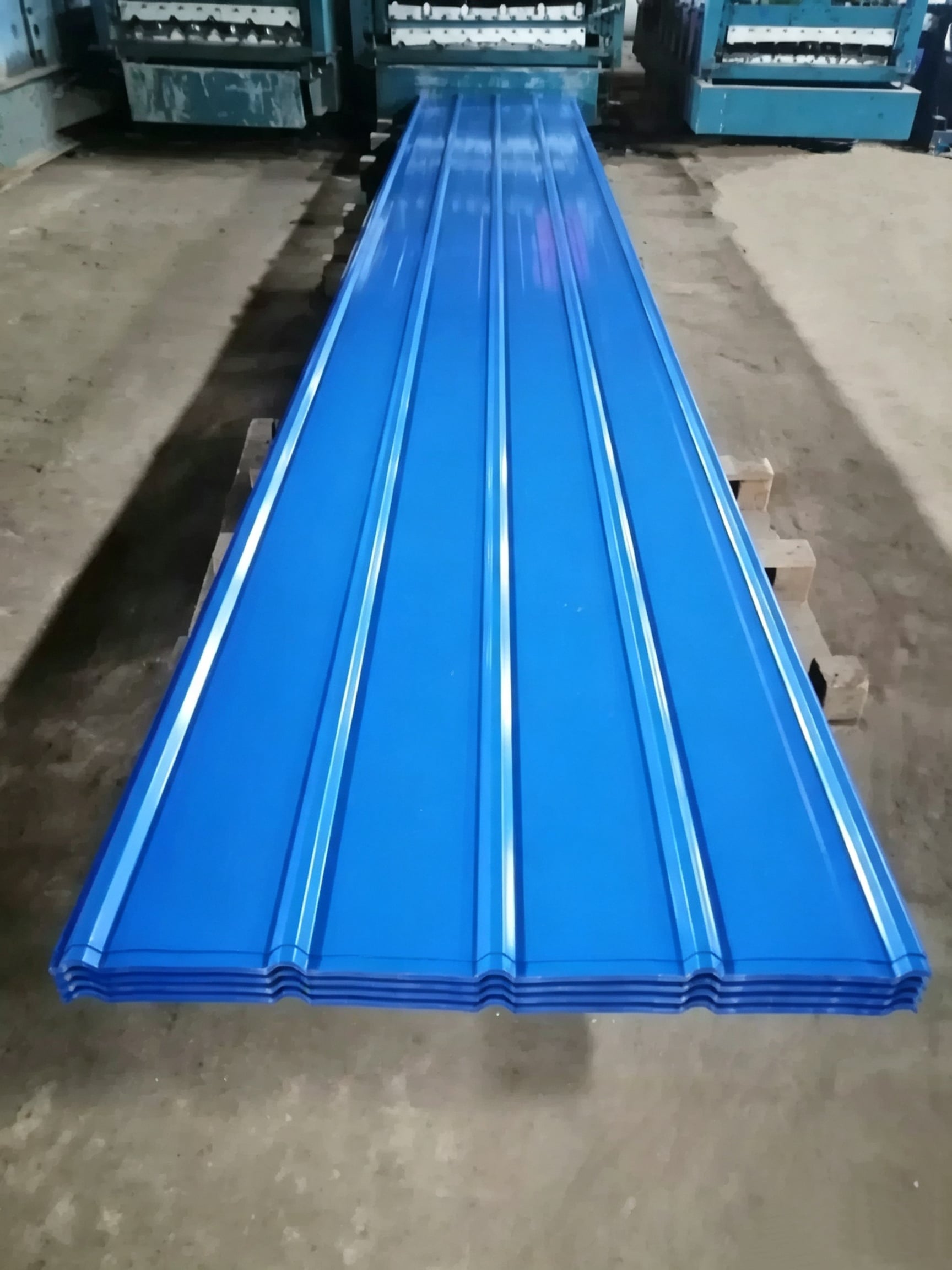 When to Use Different Warehouse Roof Types