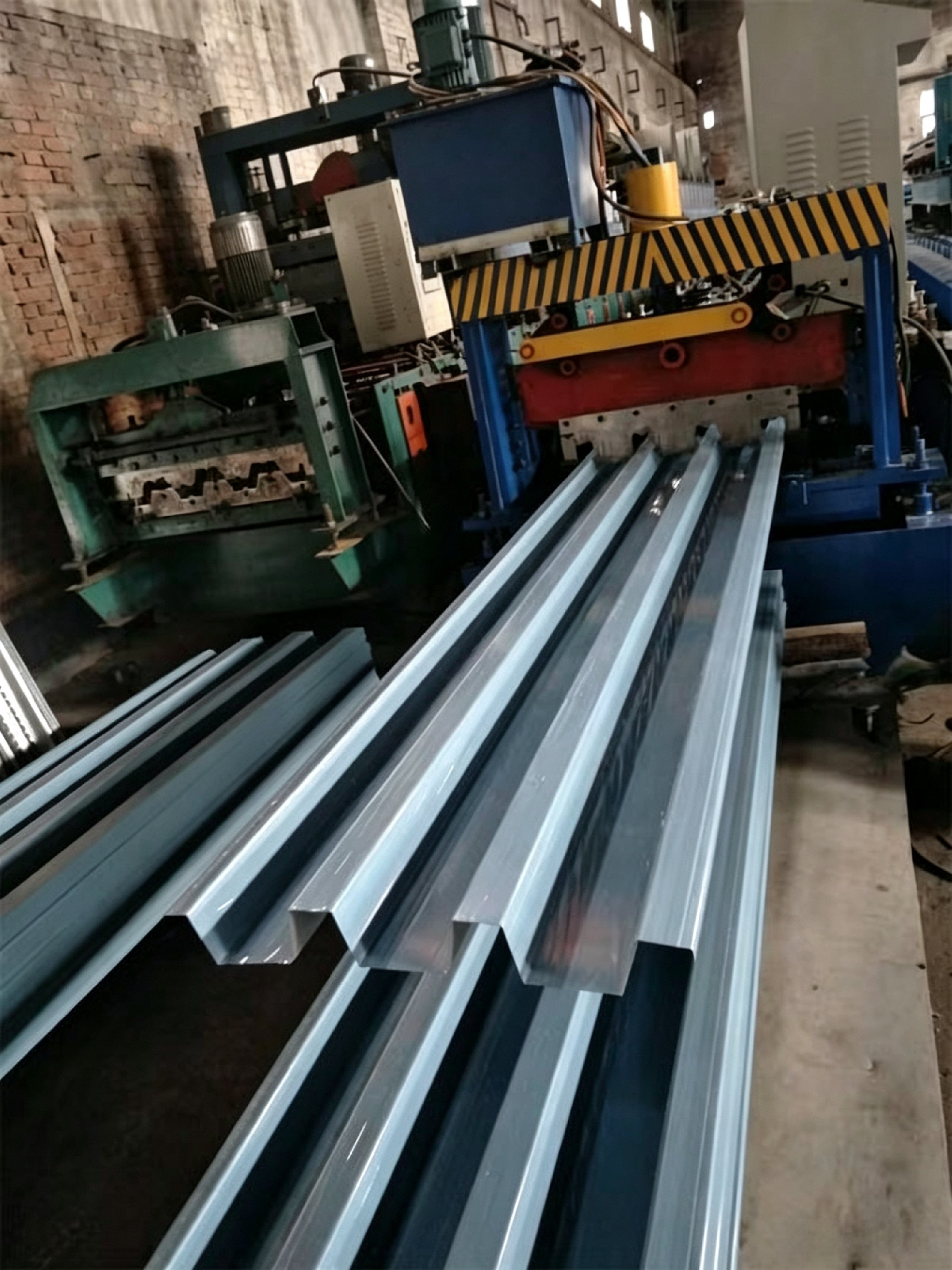 How to Evaluate Quality in Metal Decking Products