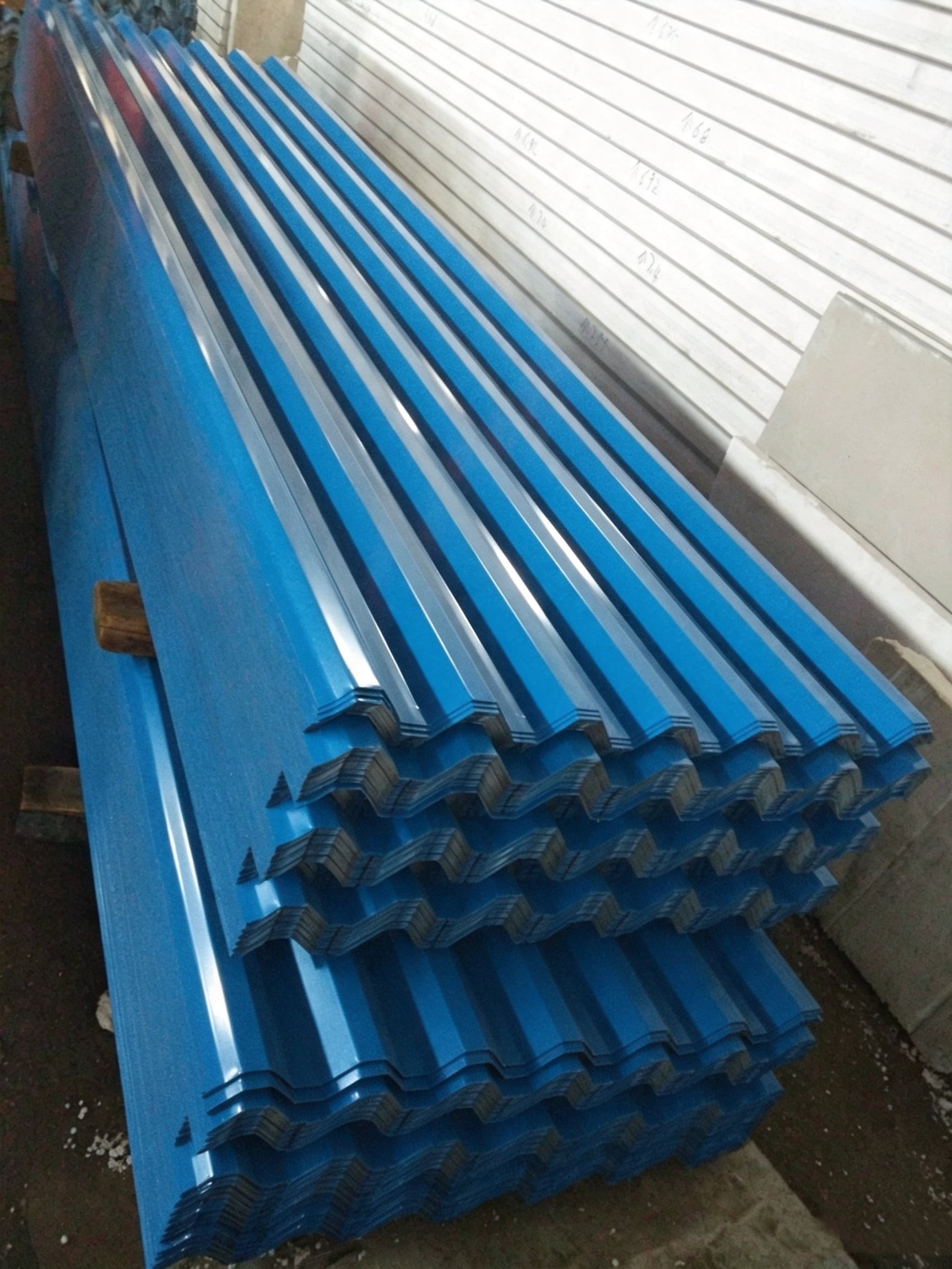 Cost Factors to Consider When Buying Prefabricated Metal Sheds