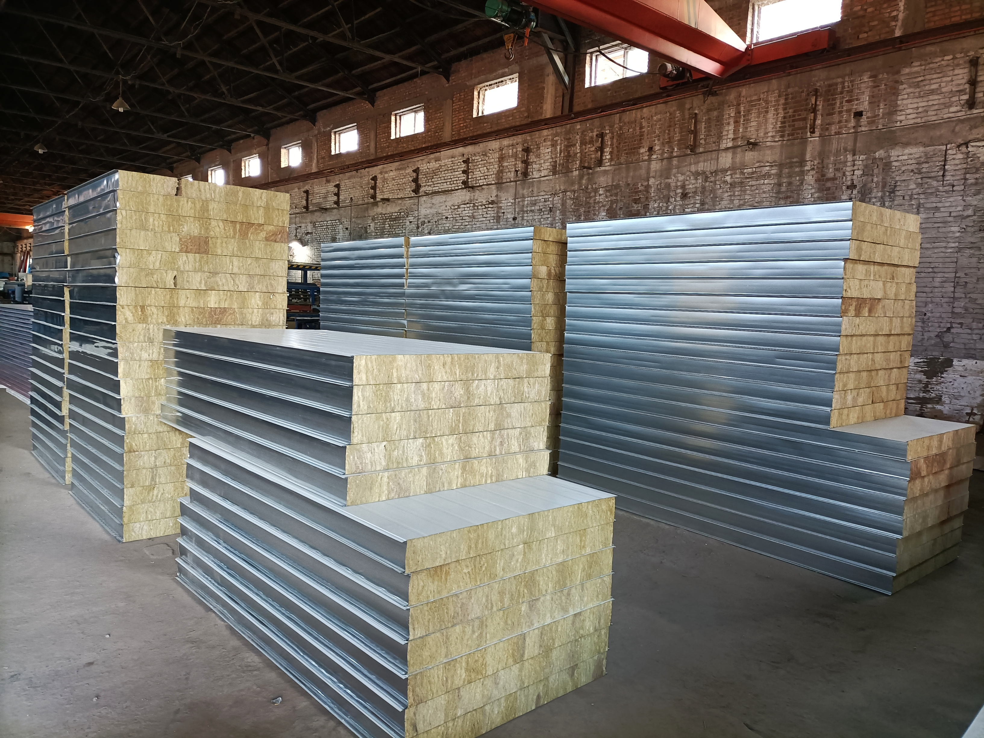 How to Choose Reliable Rockwool Panel Suppliers