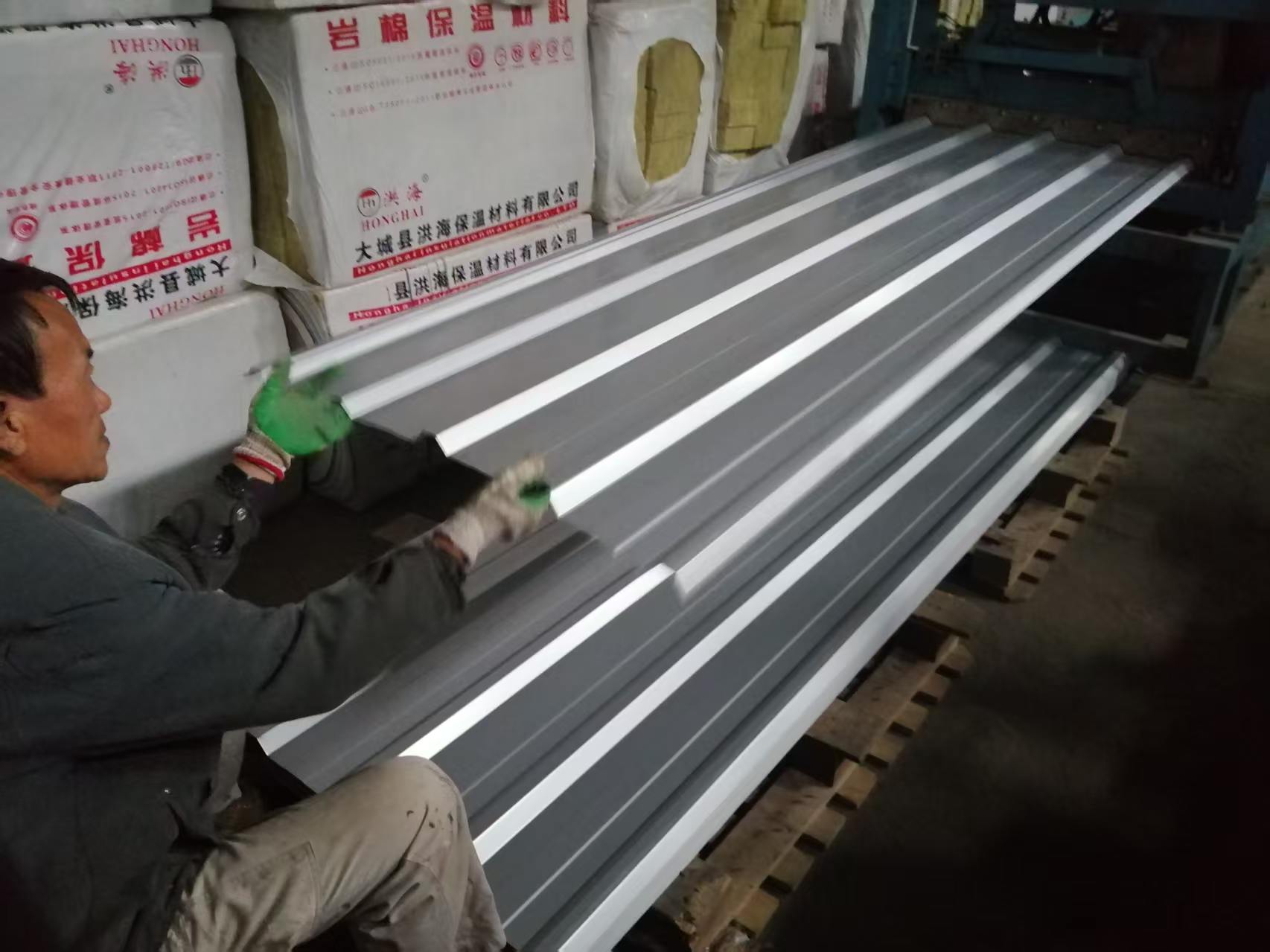 Common Installation Challenges with Colored Sheet Metal Roofing