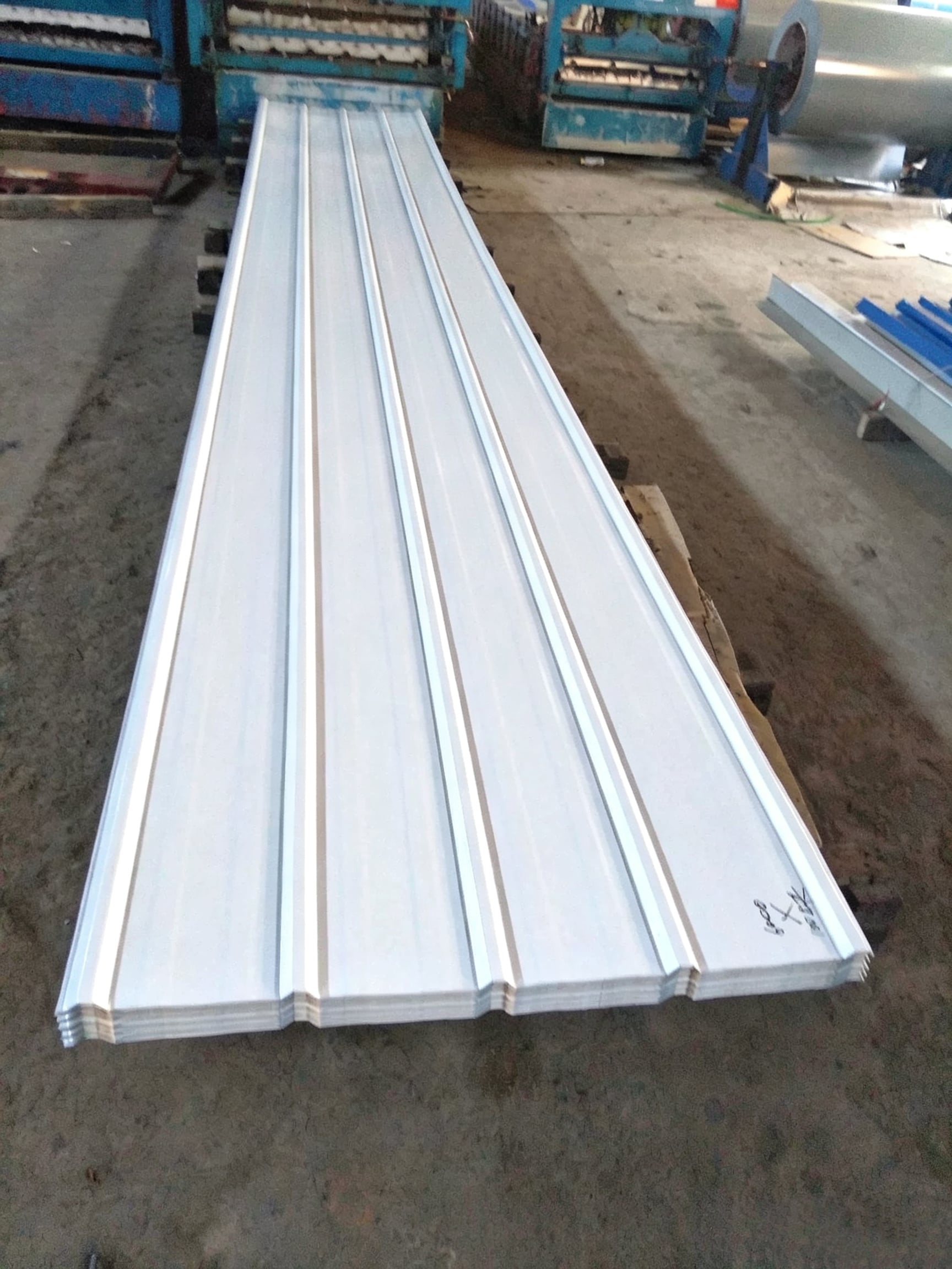 How to Choose the Right Roof Sheet Specifications for Your Projects