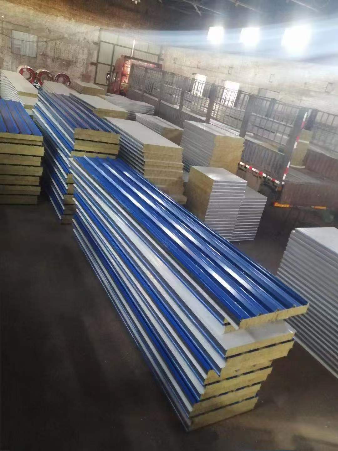 Common Installation Problems with Rockwool Roof Panels and Solutions
