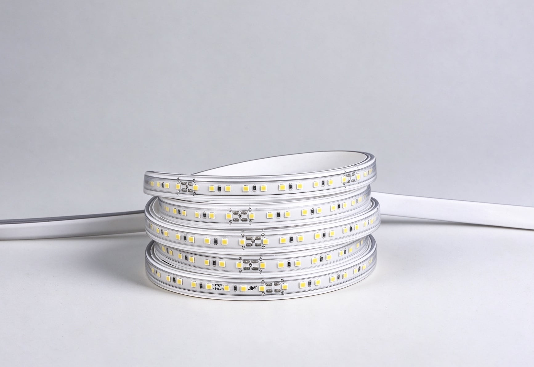 striscia LED ad alta tensione 220 V, AC 220–240 V, doppio bianco, IP65, profilo da 13,5 mm per illuminazione di contorno edilizio e facciate