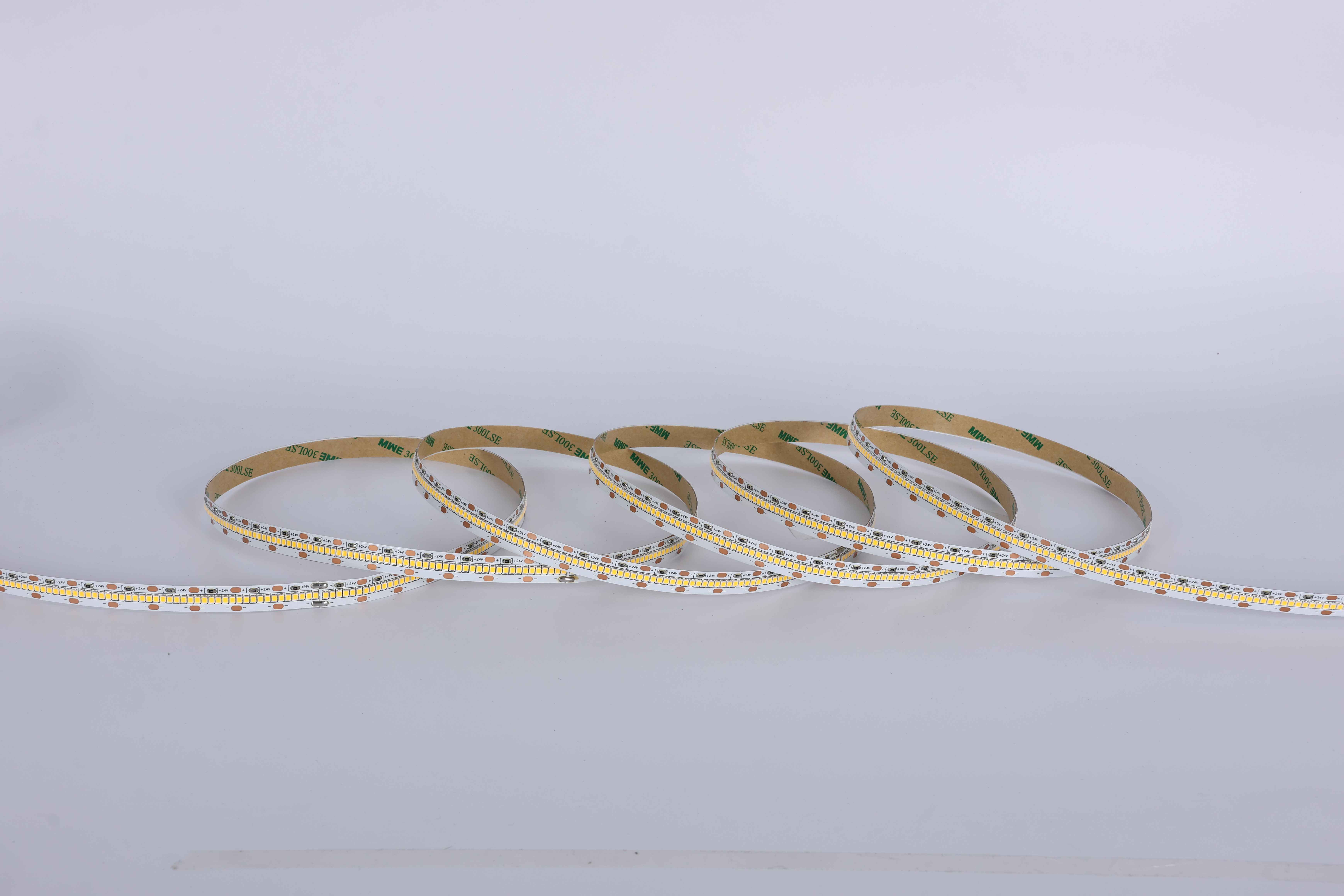 2025 SMD LED Strip Light, DC 24V 420 LEDs/M, Warm to Cool White Options with Adhesive Backing, for Living Room & Bedroom Ambient Lighting