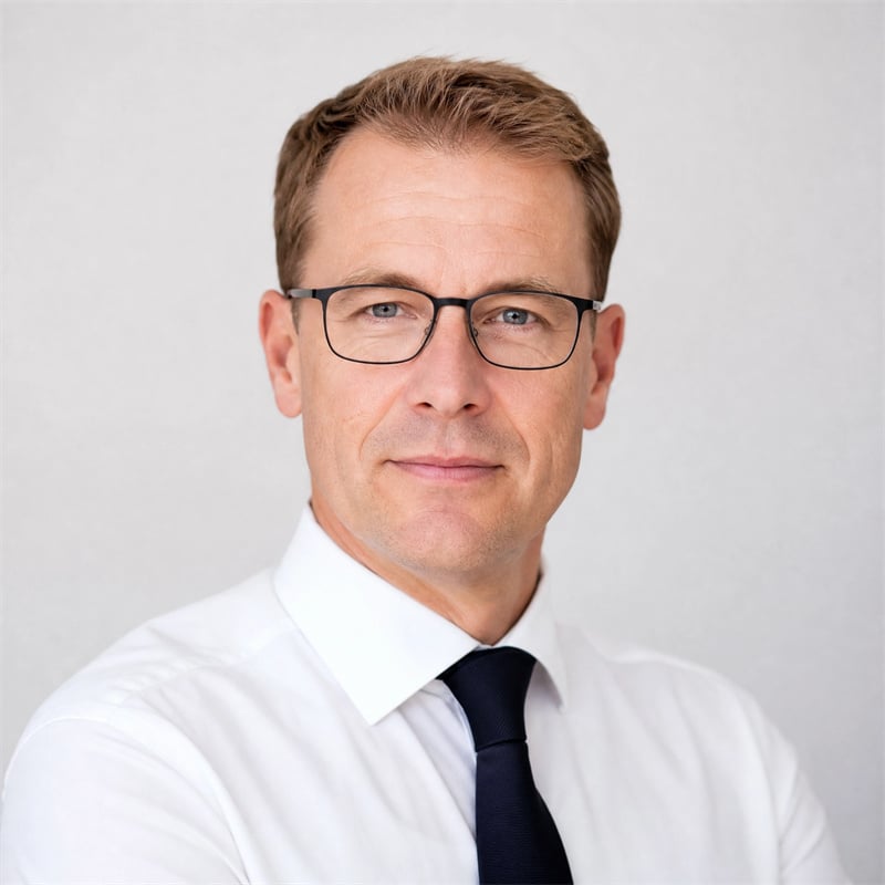 Dr. Thomas Müller