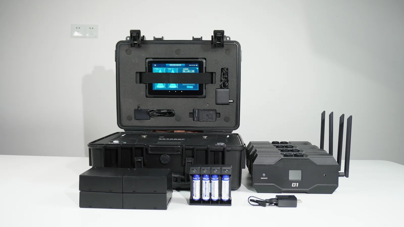 LSJ-ARD complete delivery set with radar nodes, rugged tablet, removable batteries, smart charger and transport case