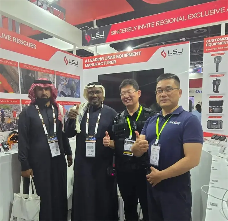 IMG-04 | Middle East Distributors at LSJ Booth Middle East distributors posing with the LSJ team at the LSJ booth during INTERSEC Dubai 2025 after product discussions