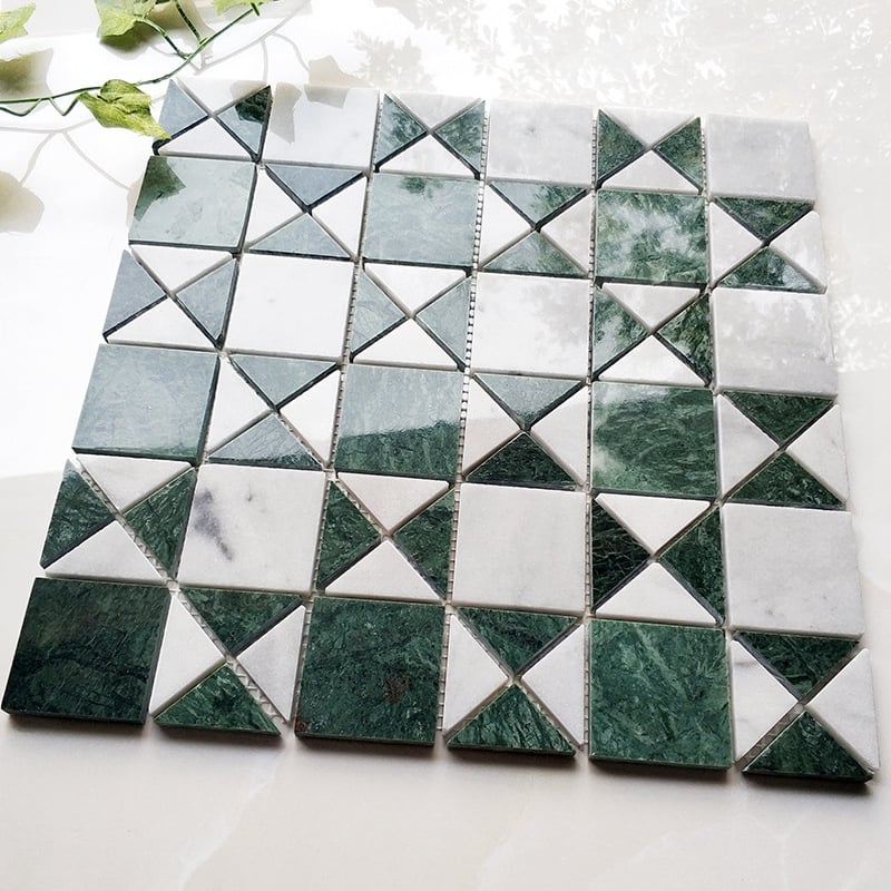Mosaico de mármol cuadrado verde y blanco