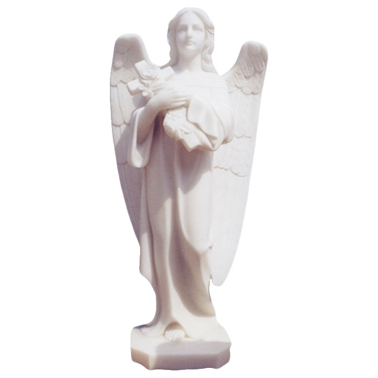How to select marble sculpture to match garden styles