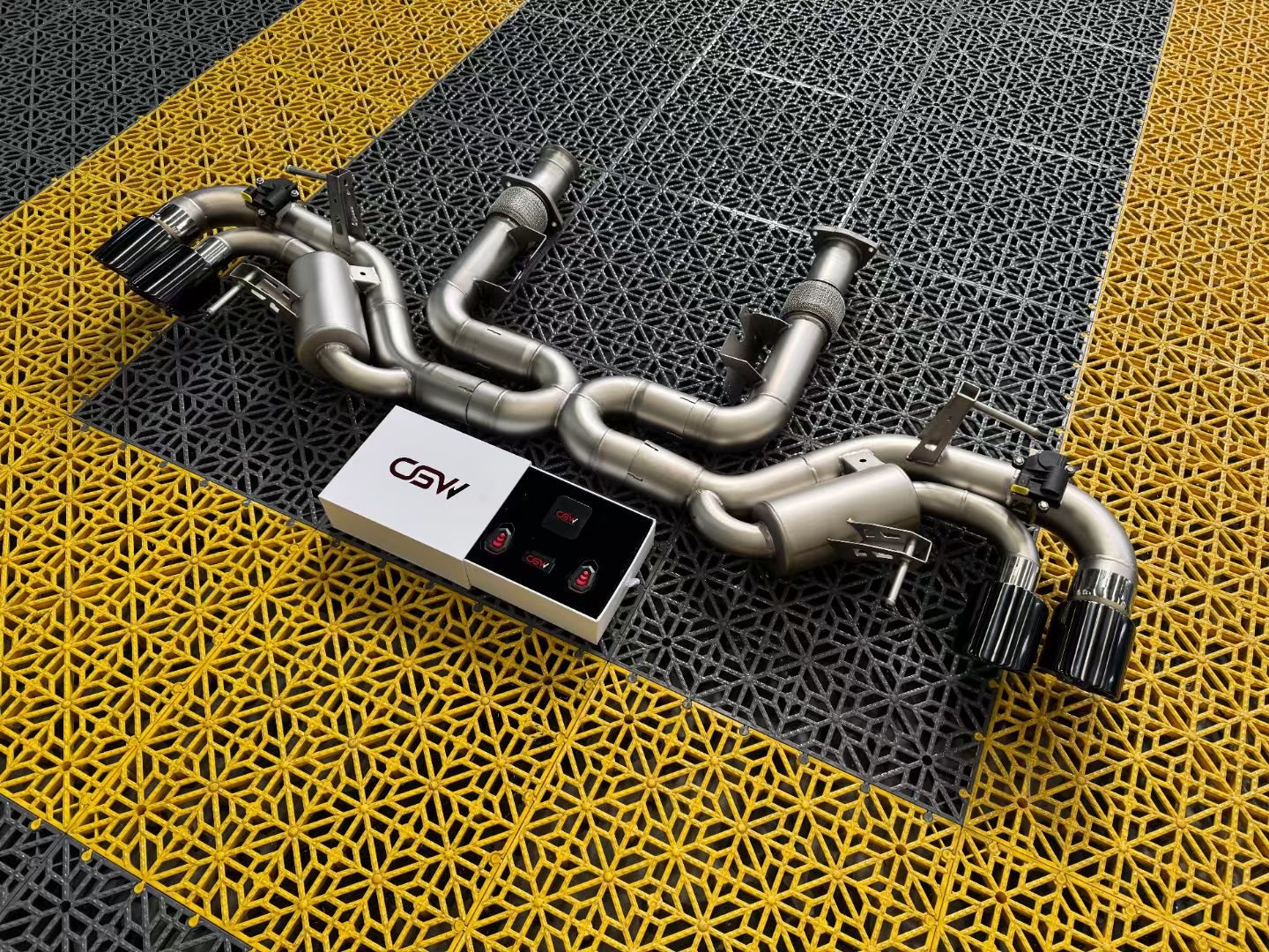 Chevrolet Corvette C8 details