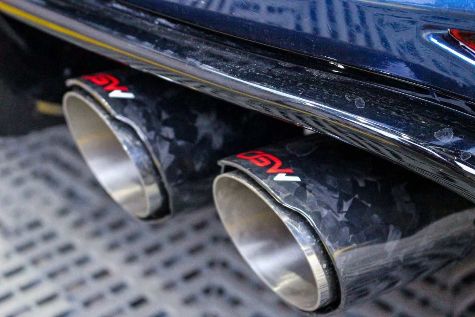 Premium Angle Cut Exhaust Tips for Enhanced Performance and Style