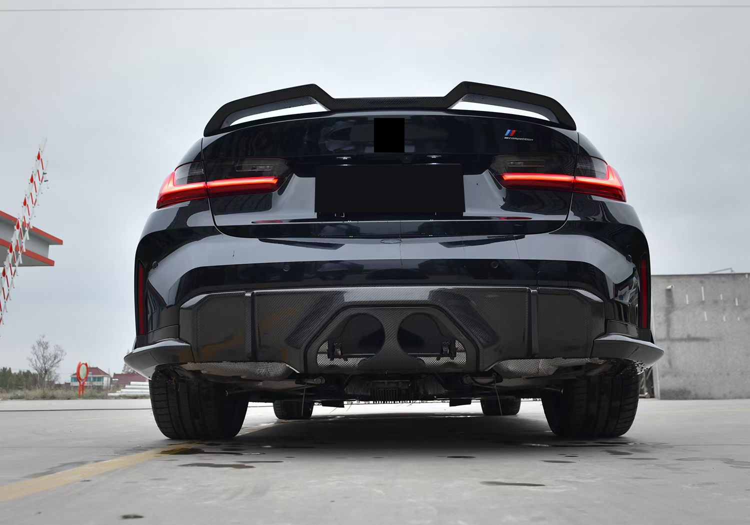 How to match exhaust tips with car rear bumper appearance perfectly?