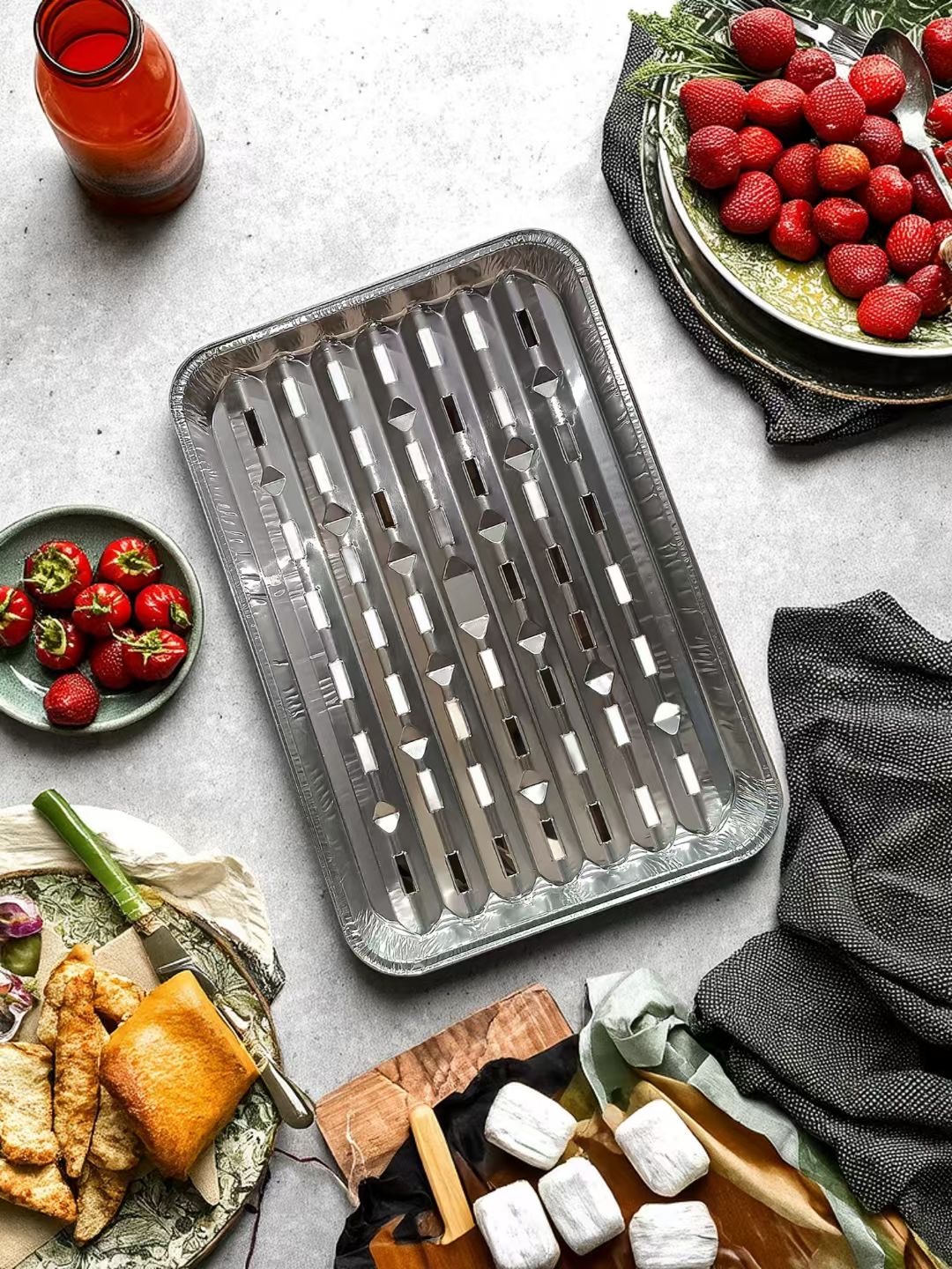 Comment les moules à four en aluminium avec couvercle peuvent-ils soutenir les besoins de la boulangerie commerciale ?