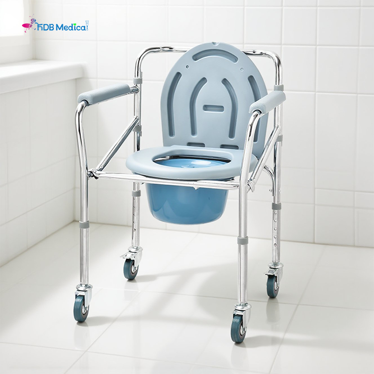 Easily transportable toilet option for elderly individuals