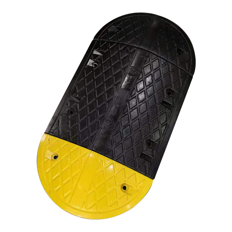 Heavy-Duty Industrial Rubber Speed Bump with Modular End Caps for Traffic Safety-50SB03&04&05&23