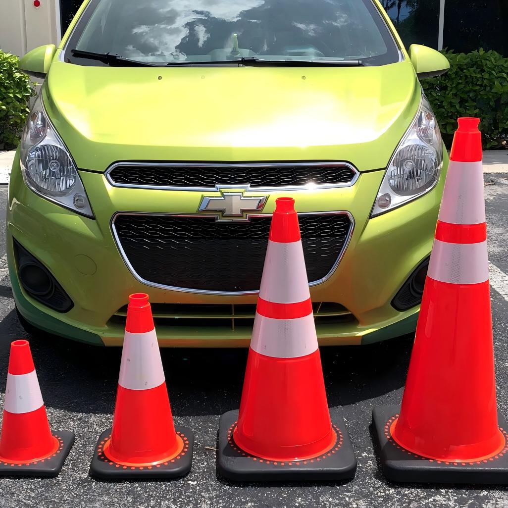 https://shopcdnalpha.grainajz.com/category/56853/3793/7f134b02b81ae738721805d1edb4f810/traffic%20cone%20%281%29.jpg