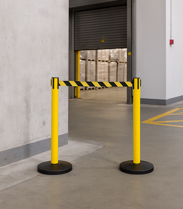 High-Visibility Industrial Safety Retractable Belt Stanchion with Refillable Stability Base-One meter yellow style