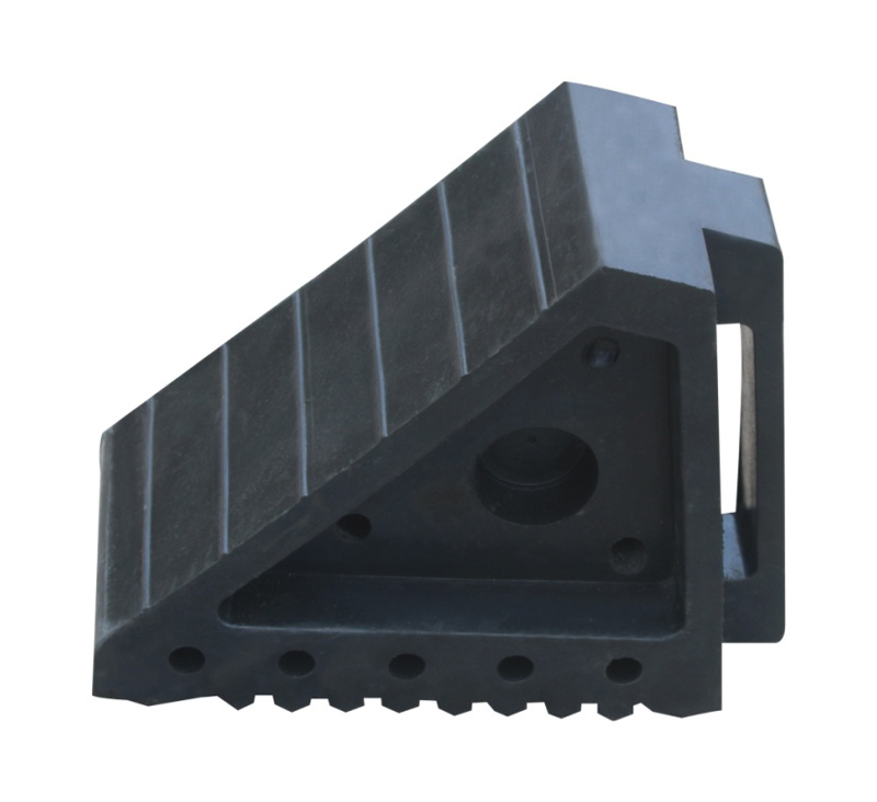 Calço para Rodas em Borracha Reforçado para Caminhões e Reboques | Bloco de Parada Veicular de 200x100x150 mm | YS Traffic Safety – Venda Direta da Fábrica – Modelo WC05