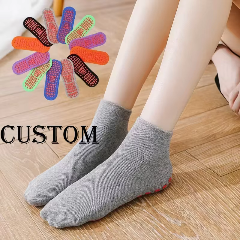 Yoga Socks Thin Glued Socks Women  Breathable Colored and Anti-slip Socks Women\t