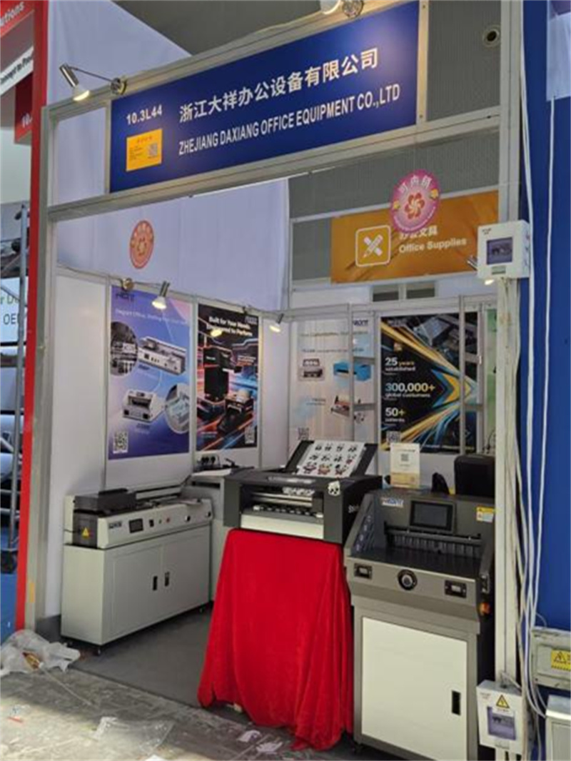 图片 2(7fa2c4e3e8).jpg