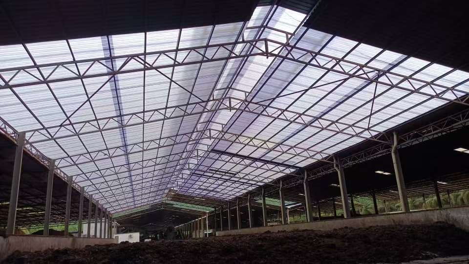 Is FRP translucent roof sheet easy to clean?